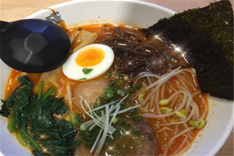 简普菜炉鱼加盟