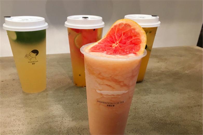 轻柚奶茶加盟