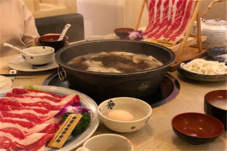 九五牛新日式和牛火锅加盟