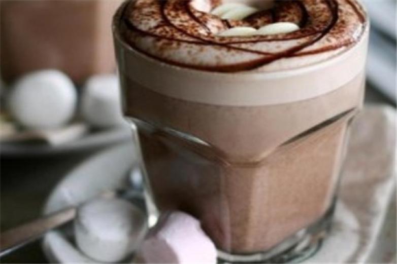 纳咖滋茶饮加盟