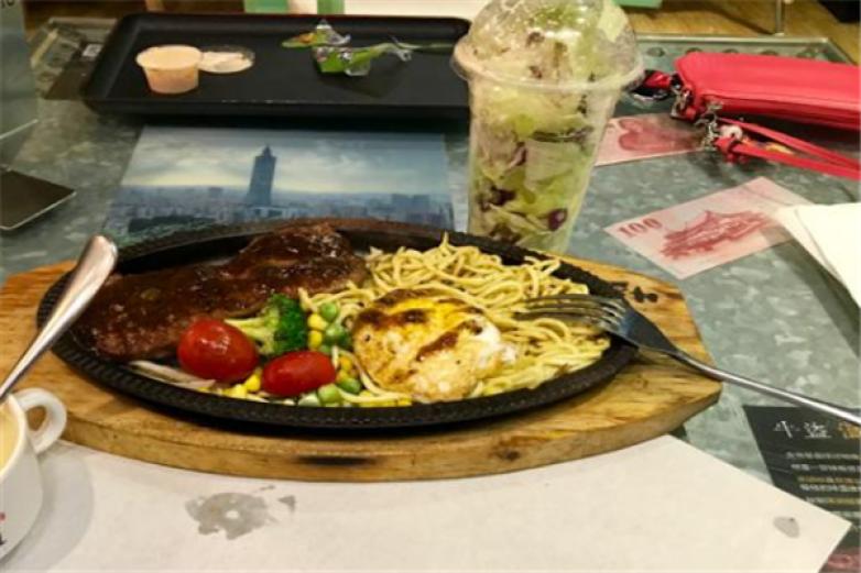 牛盗夜市牛排加盟