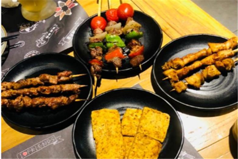 老友记烤串加盟