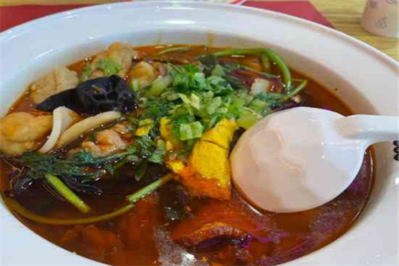 排排坐冒菜加盟