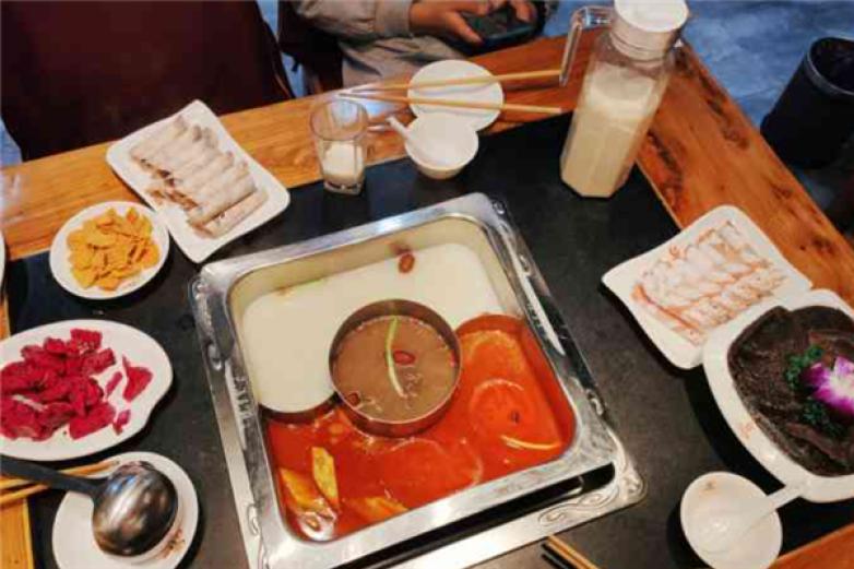 巴溪毛肚火锅加盟