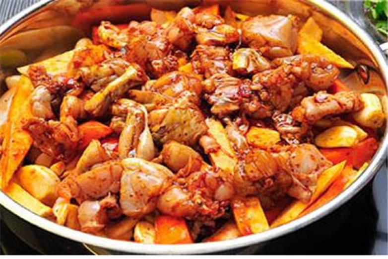 香多多自助焖锅加盟