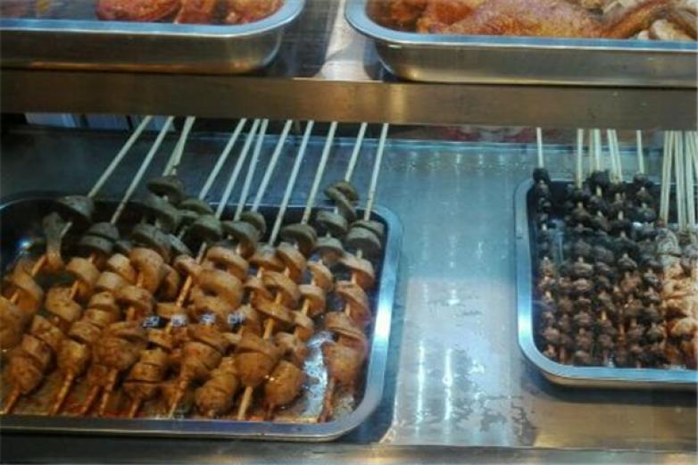 香辣情烧烤加盟