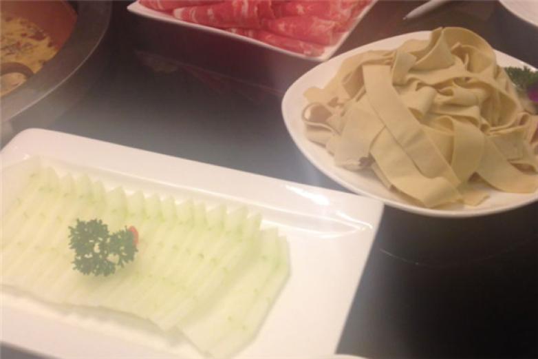 川渝柱子老火锅加盟