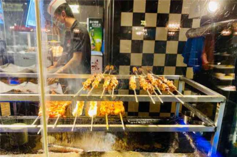 鼎香缘海鲜火锅自助加盟