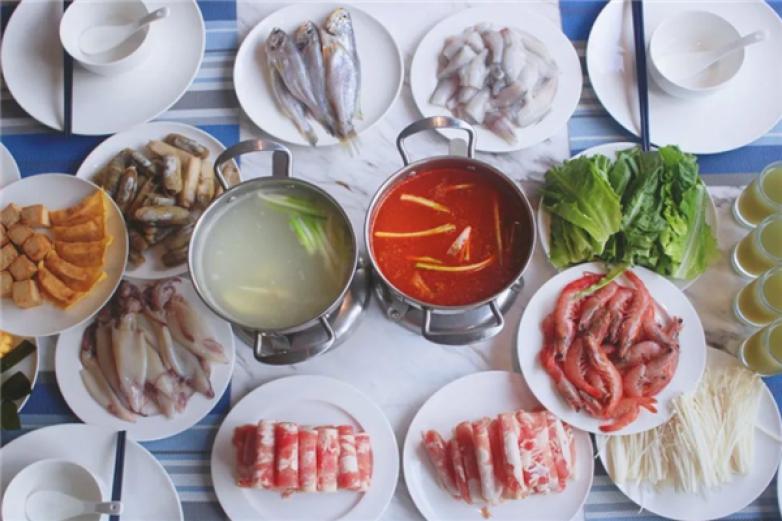 嗨锅海鲜自助火锅加盟