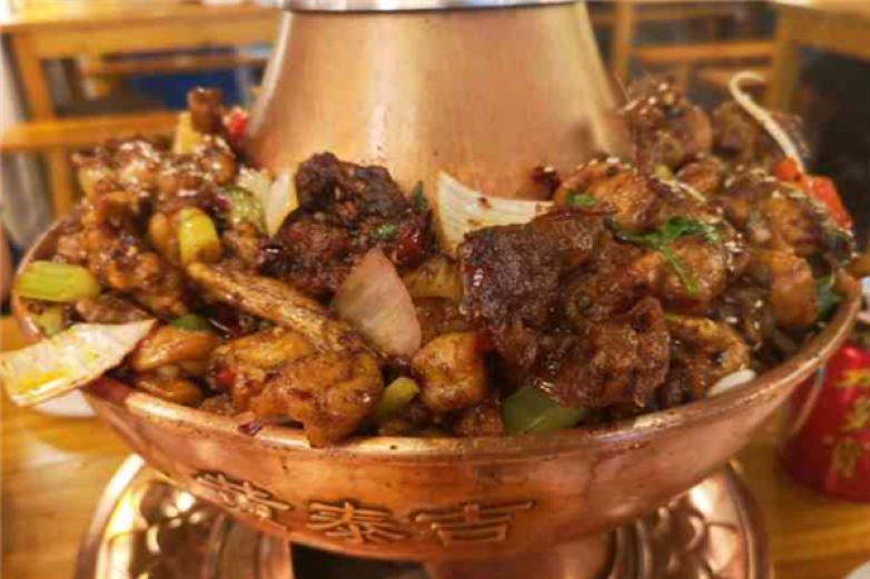 黄泰吉汉派炭火铜锅加盟