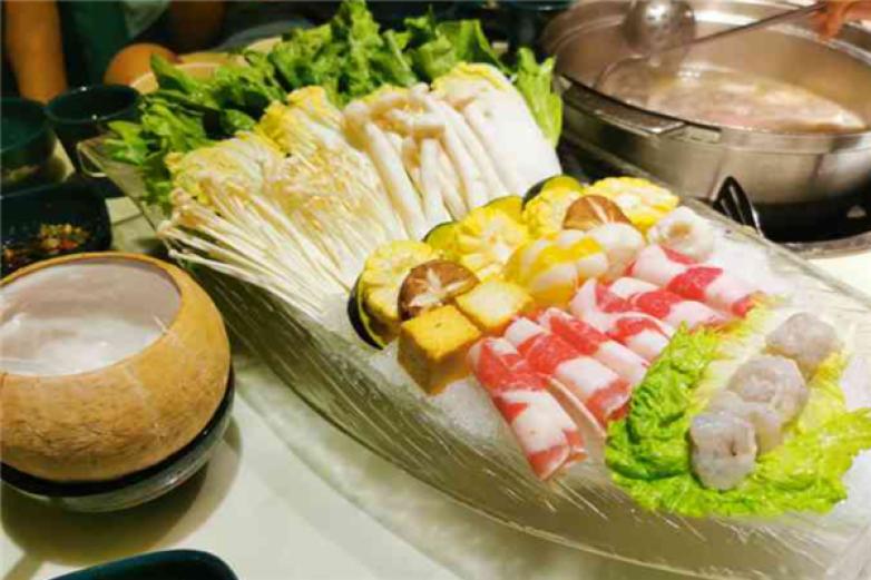 华南摩尔椰子鸡加盟