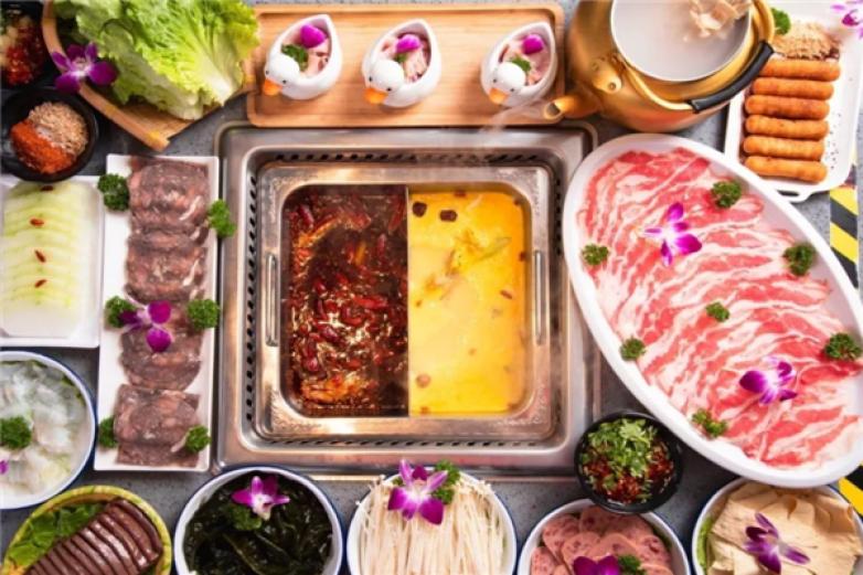 火车主题火锅餐厅加盟