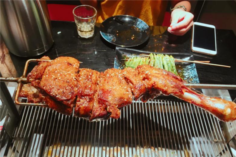 大汉碳烤羊腿加盟