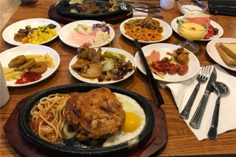 就犟牛排自助加盟