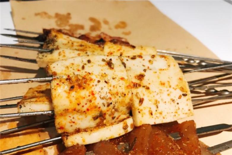 保罗蠔城烧烤加盟