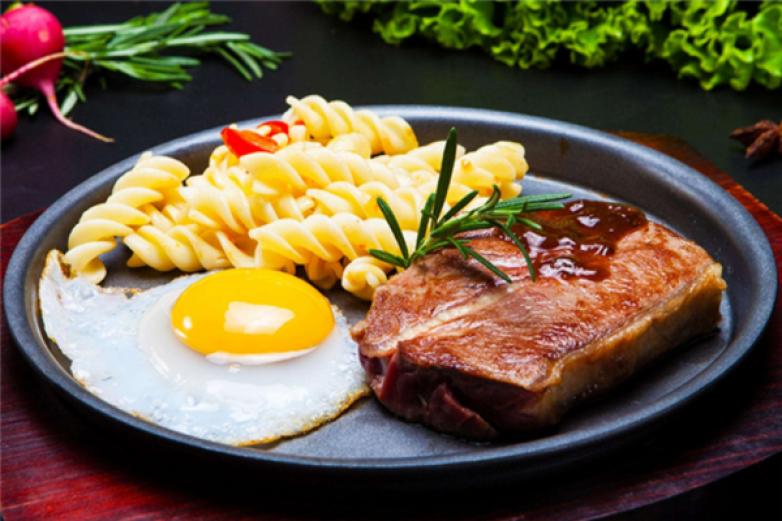 巴萨客牛排西餐加盟