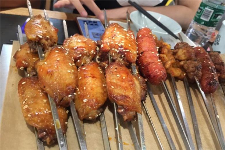 芭堤雅烧烤加盟