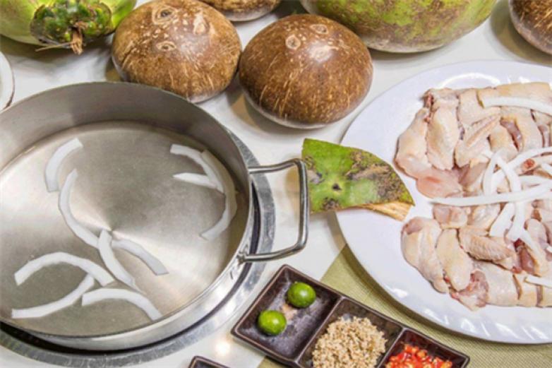 润园四季椰子鸡火锅加盟