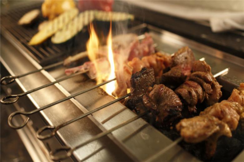BBQ聚吧特色烧烤加盟