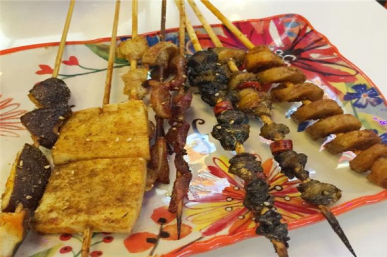 贝贝鲜海鲜烧烤加盟