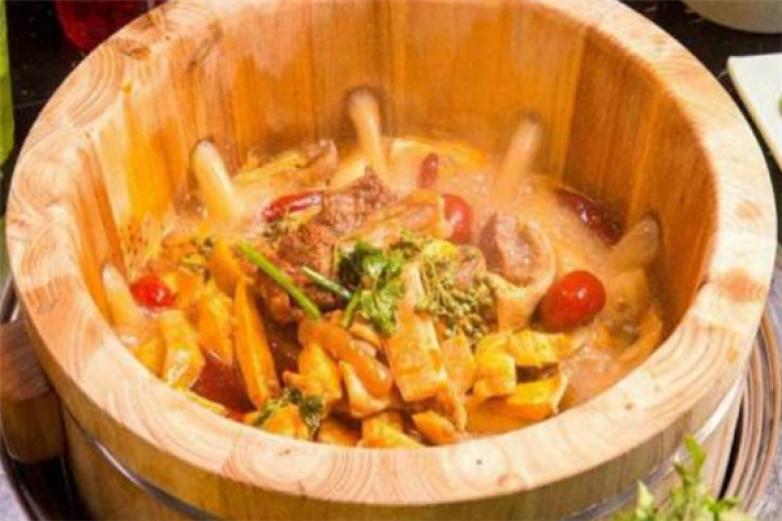 獨一風木桶喷泉火锅加盟