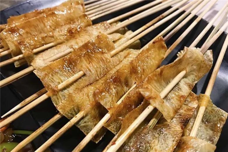 本村木炭烧烤店加盟