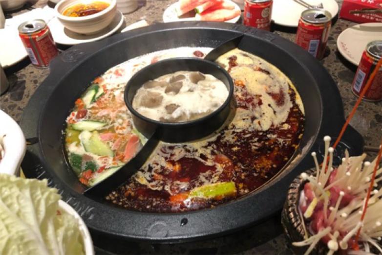 巴倒驰土火锅加盟