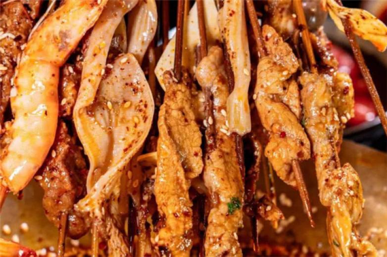 蜀味古巷子串串香火锅加盟