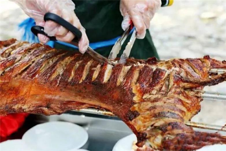 霸道烤羊腿加盟