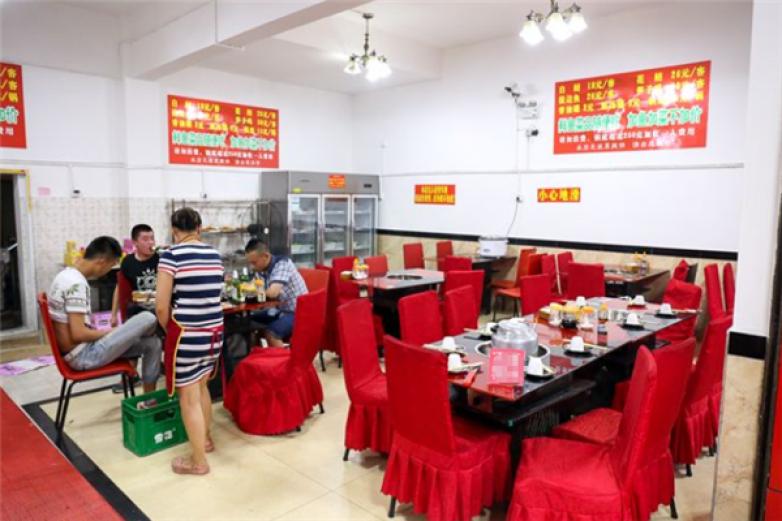 百弟堂冷锅鱼笋子鸡加盟