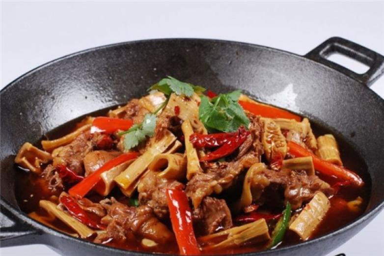 百弟堂冷锅鱼笋子鸡加盟