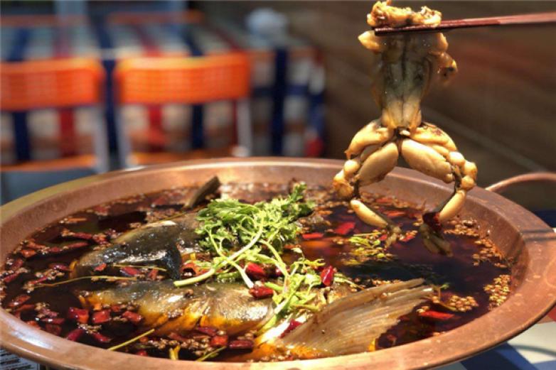 半岛香美蛙鱼头加盟