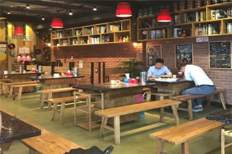 斑花儿火锅加盟