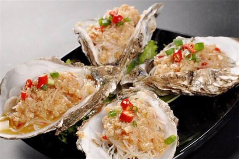 笨山大叔无烟烧烤加盟