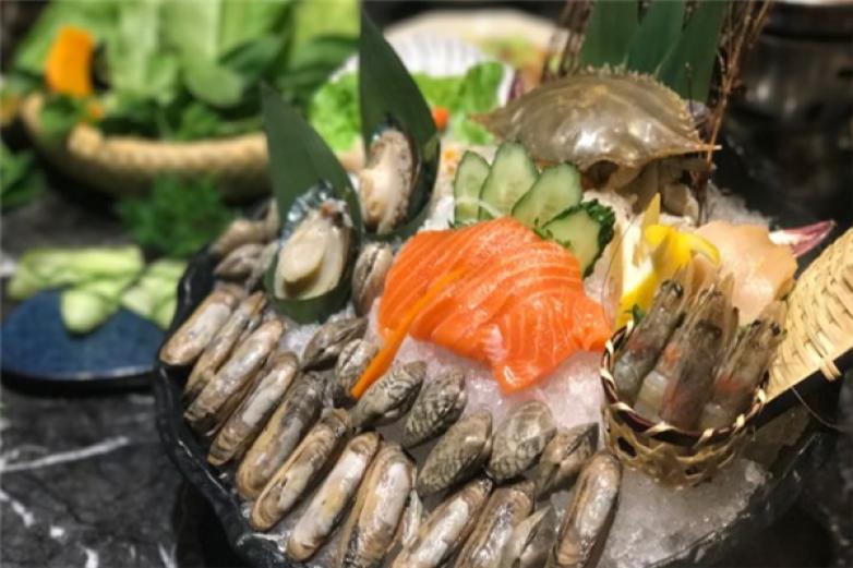 盛玖锅锅物料理加盟