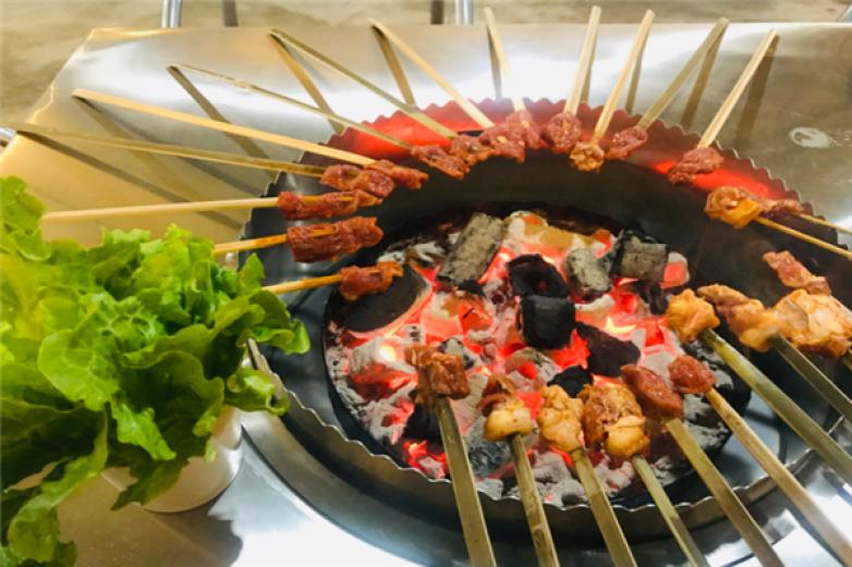 西昌特色火盆烧烤加盟