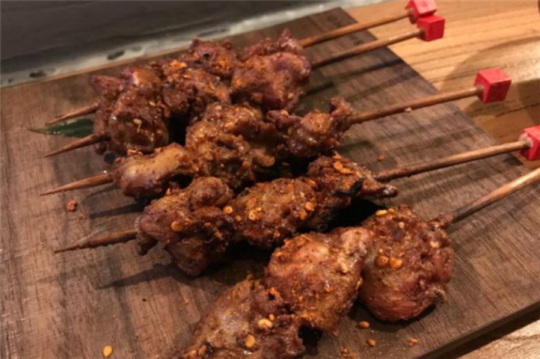 下酒烧肉小酒馆加盟