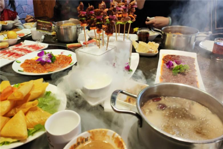 巴渝功夫自助火锅加盟