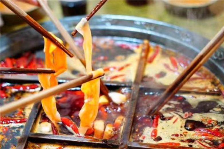 巴友记老火锅加盟