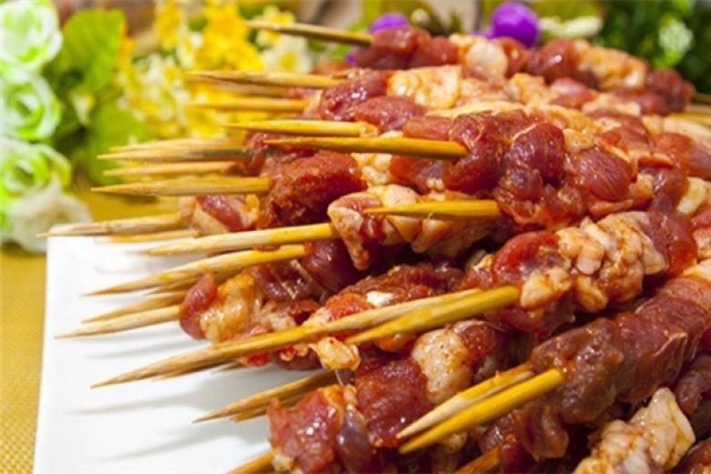 宝柱东北烧烤加盟