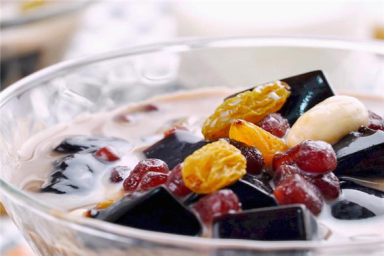 草客烧仙草加盟