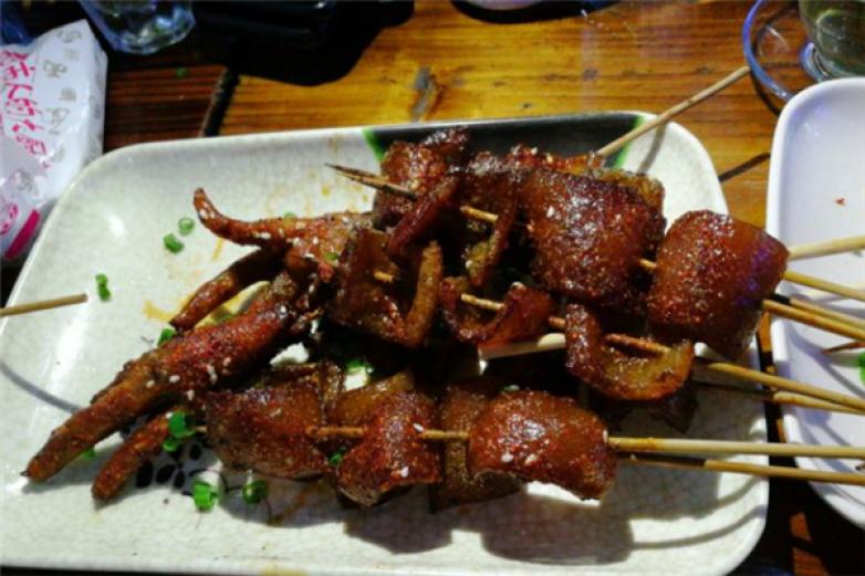 巴士见音乐烤吧加盟