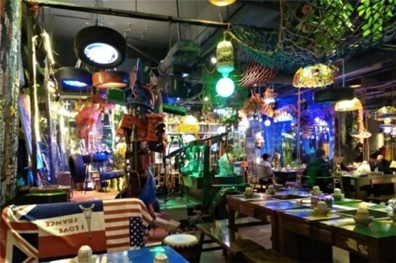 巴士见音乐烤吧加盟