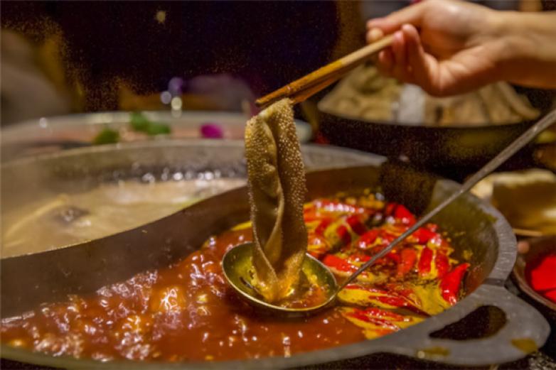 半天老火锅加盟