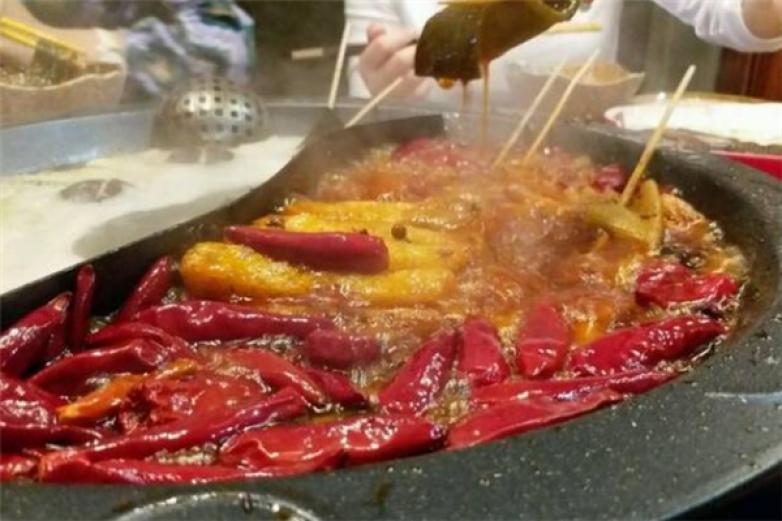 半天老火锅加盟