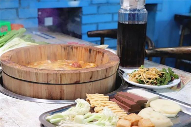 八先喷泉木桶鱼加盟