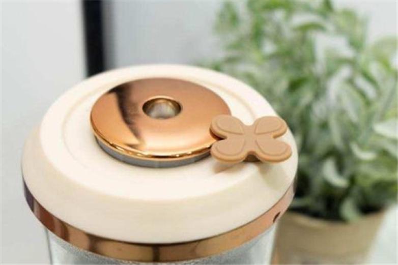 宅宅熊奶茶加盟