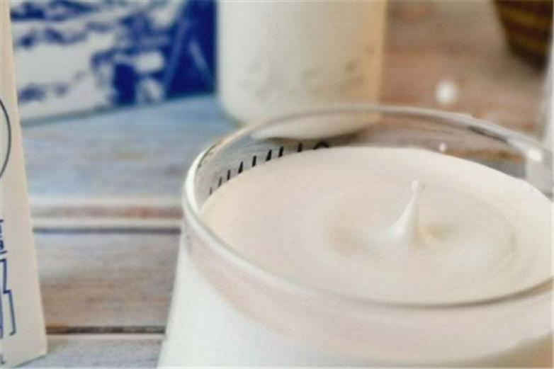 艾嘟嘟鲜奶加盟