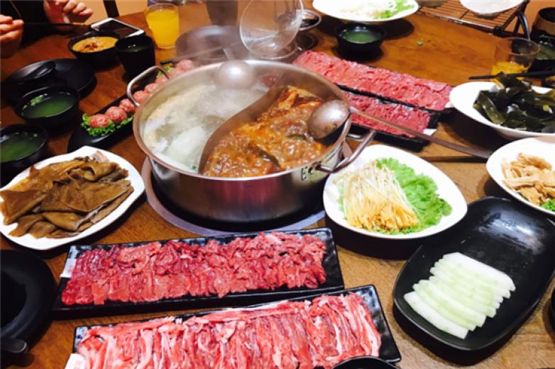 百乐牛中王火锅加盟