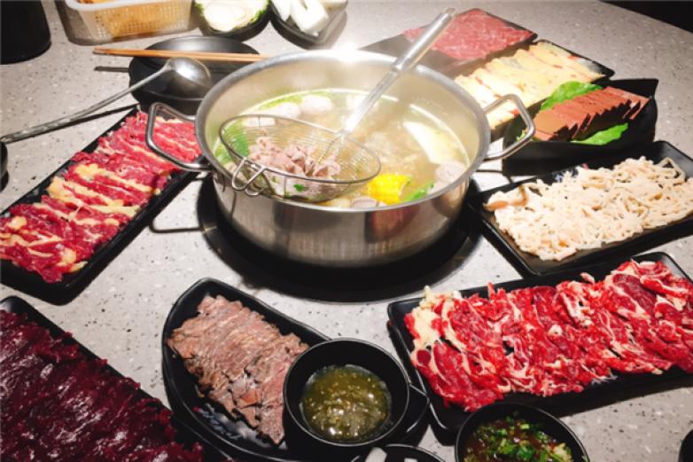 今日牛事潮汕牛肉火锅加盟